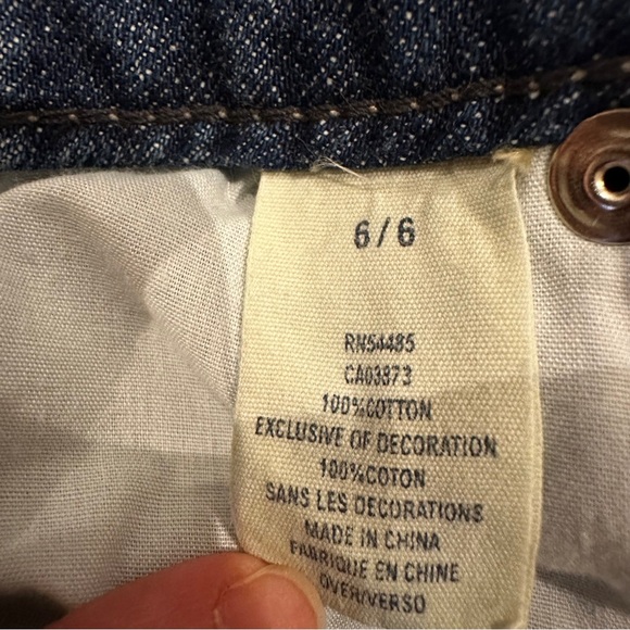 🌺🌺American Eagle Outfitters Distressed Blue Jean Shorts US (6) - Picture 13 of 13